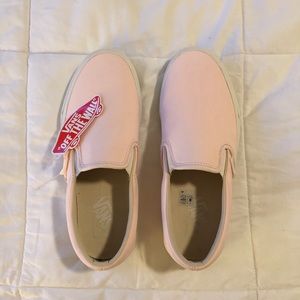 Vans Vansbuck Classic Slip-On Sneakers in Pink